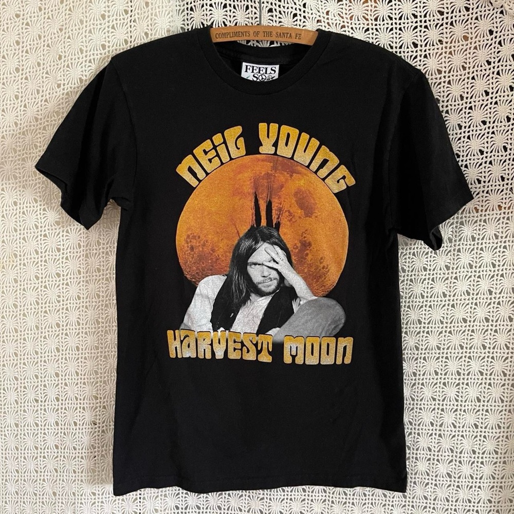 FSG Neil Young Harvest Moon Graphic T-Shirt Retro Folk Rock Size Small